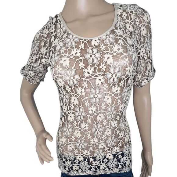 BKE Sheer Cream and Black Crocheted Floral Stretchy Short Sleeve Blouse - Picture 1 of 5